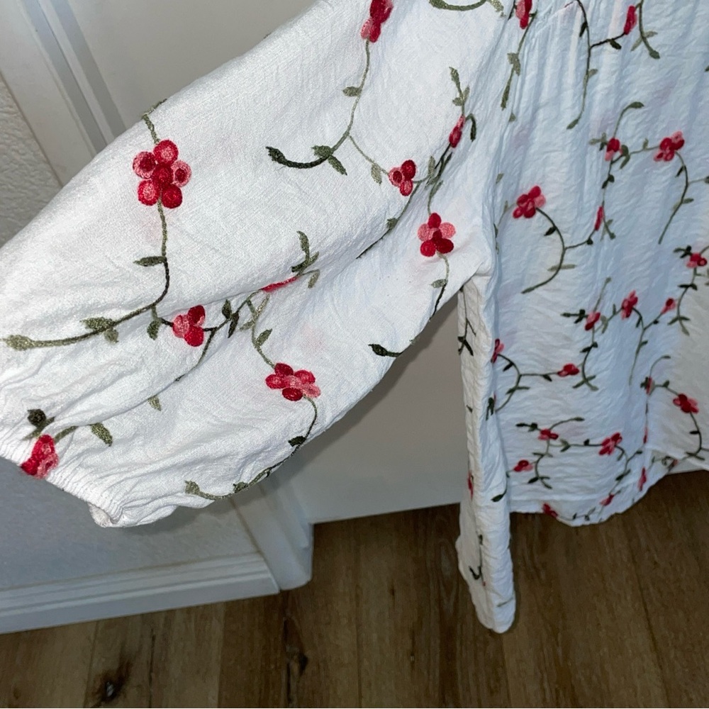 Anthropologie Kindred Boho Tunic White With Embroidered Floral Size 1X Cottage - Picture 5 of 6